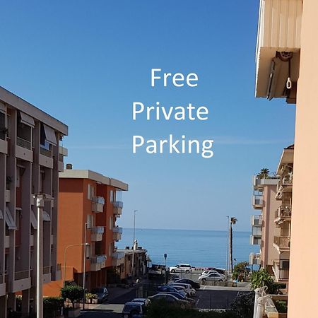 Appartamento Casalmare Via Asse Ventimiglia Esterno foto