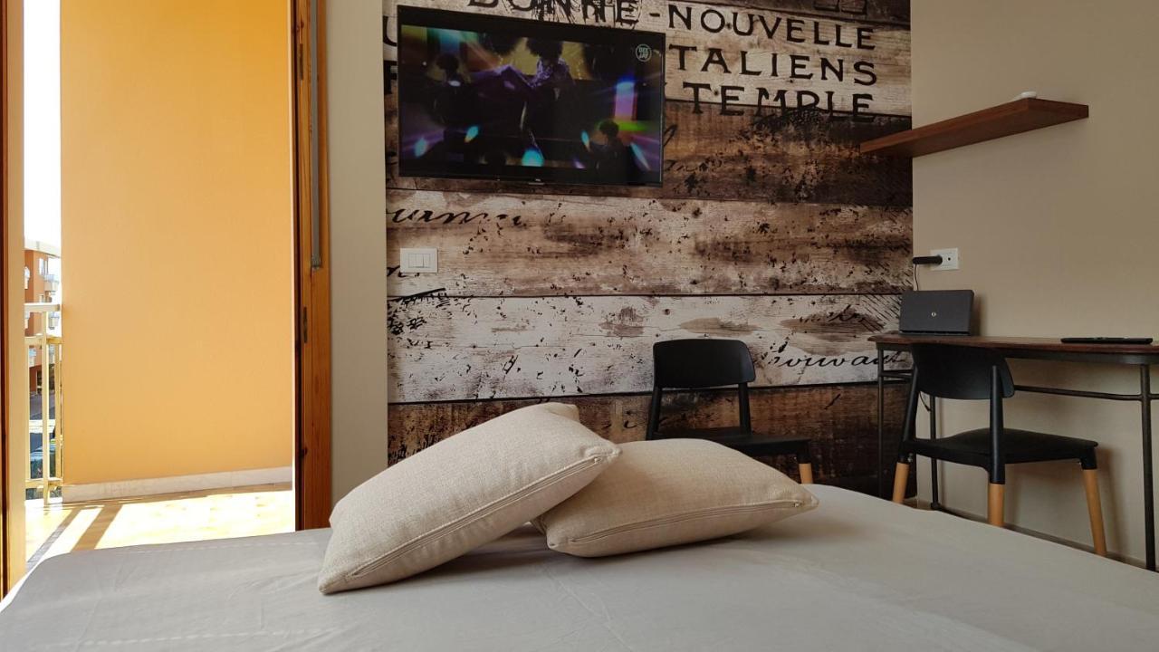 Appartamento Casalmare Via Asse Ventimiglia Esterno foto