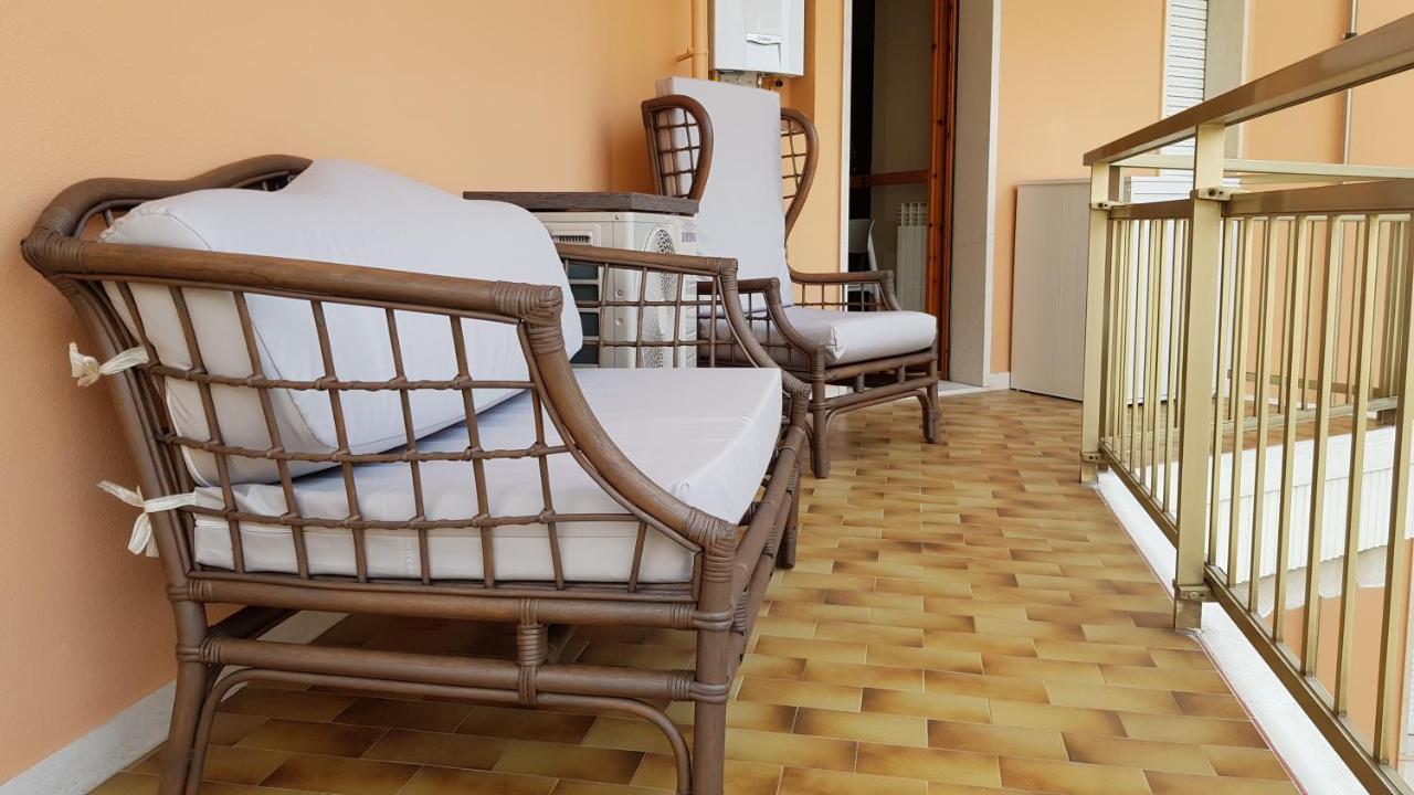 Appartamento Casalmare Via Asse Ventimiglia Esterno foto